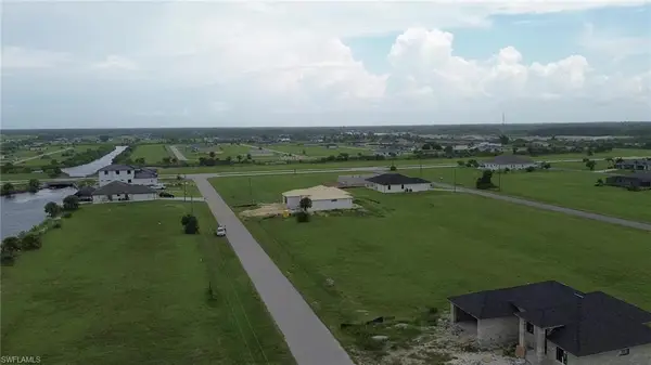 4012 NW 38th Street, Cape Coral, FL 33993