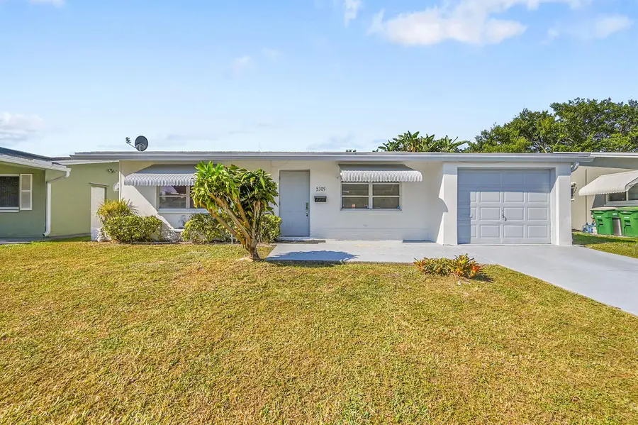 5309 NW 49th Avenue, Tamarac, FL 33319 - Image #2