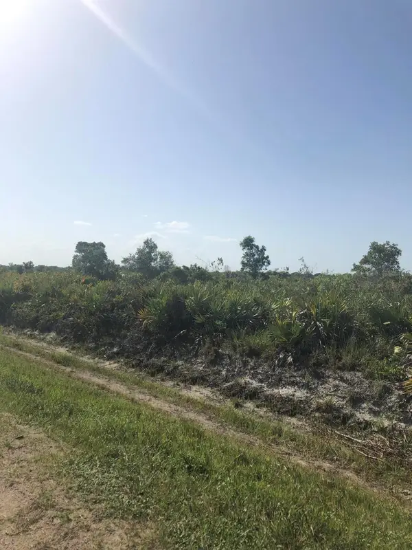 19775 NW 242nd Street, Okeechobee, FL 34972