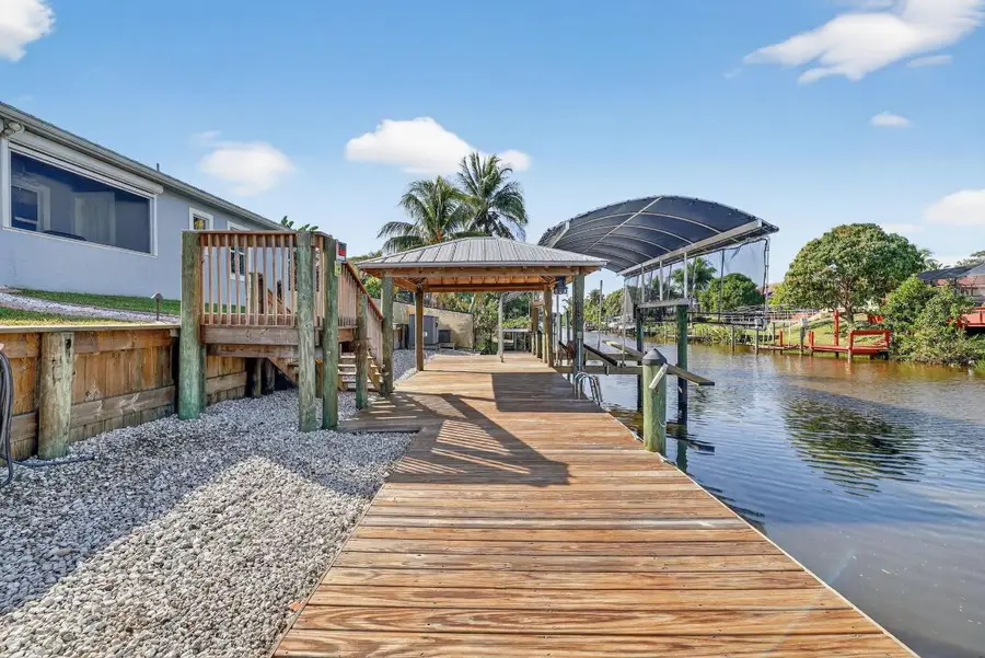 213 NE Sagamore Ter Terrace, Port Saint Lucie, FL 34983 - Image #3