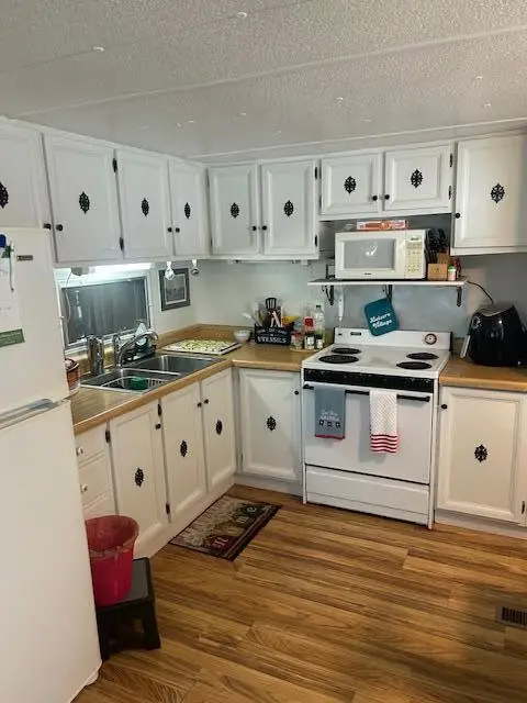 143 SE Easy Street, Stuart, FL 34994 - Image #2