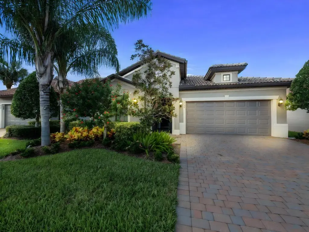 564 SE Monet Drive, Port Saint Lucie, FL 34984 - Image #1