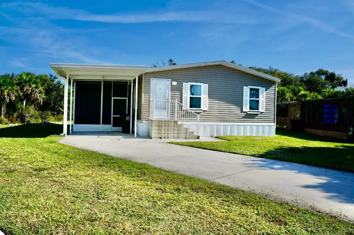 325 Mockingbird Avenue, Fort Pierce, FL 34982 - Image #1