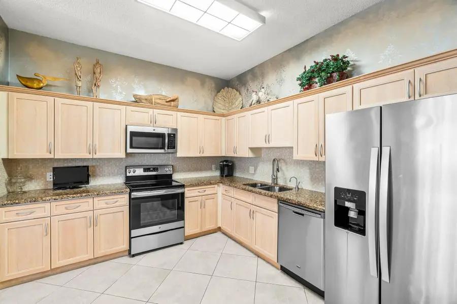 5226 Lake Catalina Drive #D, Boca Raton, FL 33496 - Image #3