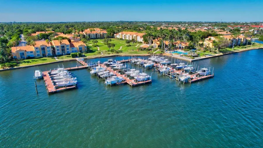 127 Yacht Club Way #111, Hypoluxo, FL 33462 - Image #2