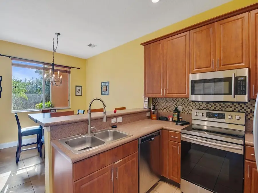 2529 Stockbridge Square Sw, Vero Beach, FL 32962 - Image #3