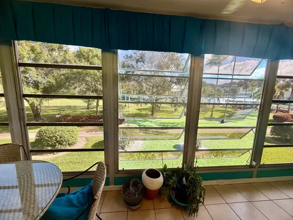 2901 Victoria Circle #D2, Coconut Creek, FL 33066