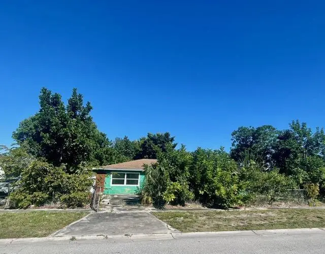 3106 Tropic Boulevard, Fort Pierce, FL 34946 - Image #1