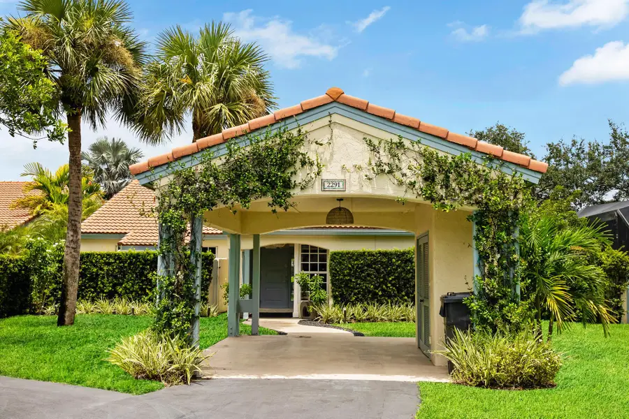 2291 Las Casitas Drive, Wellington, FL 33414 - Image #2