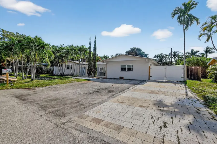 256 SW 11th Place, Boca Raton, FL 33432 - Image #3