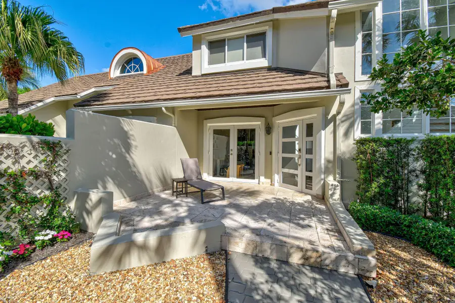 2576 Muirfield Court, Wellington, FL 33414 - Image #2