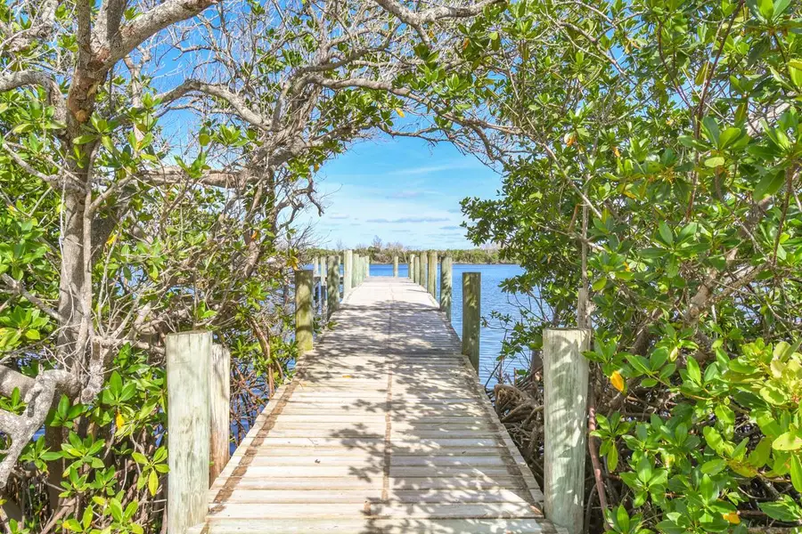 5363 SE Miles Grant Road #D203, Stuart, FL 34997 - Image #3