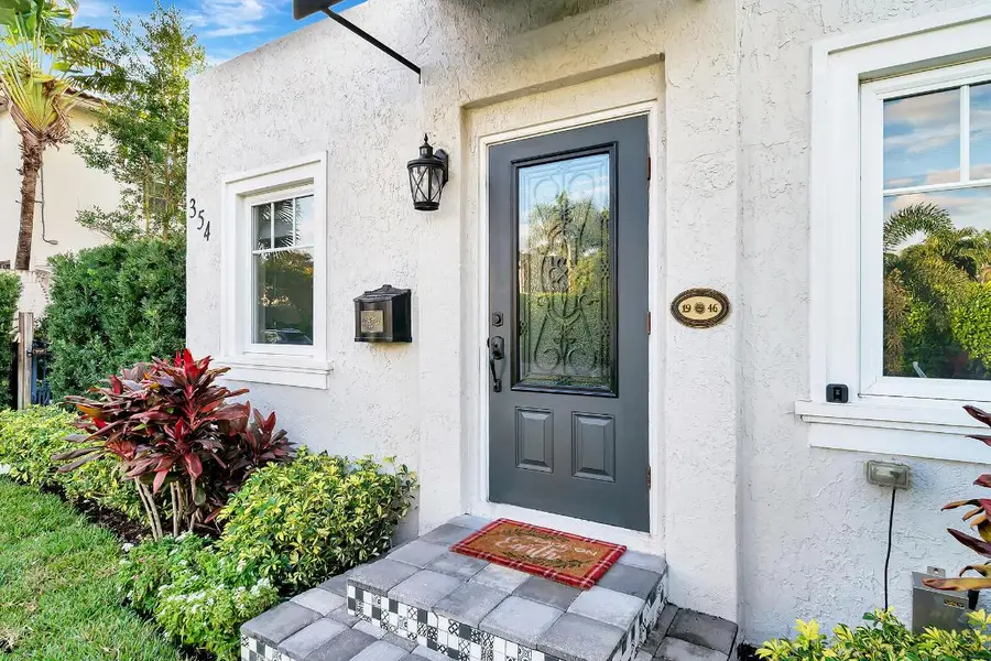 354 Marlborough Place, West Palm Beach, FL 33405 - Image #2