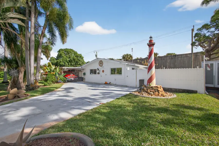 9520 Birmingham Drive, Palm Beach Gardens, FL 33410 - Image #2