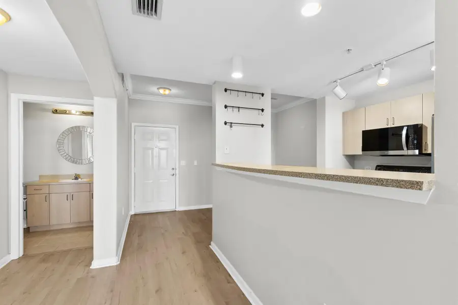 533 NE 3rd Avenue #540, Fort Lauderdale, FL 33301 - Image #2