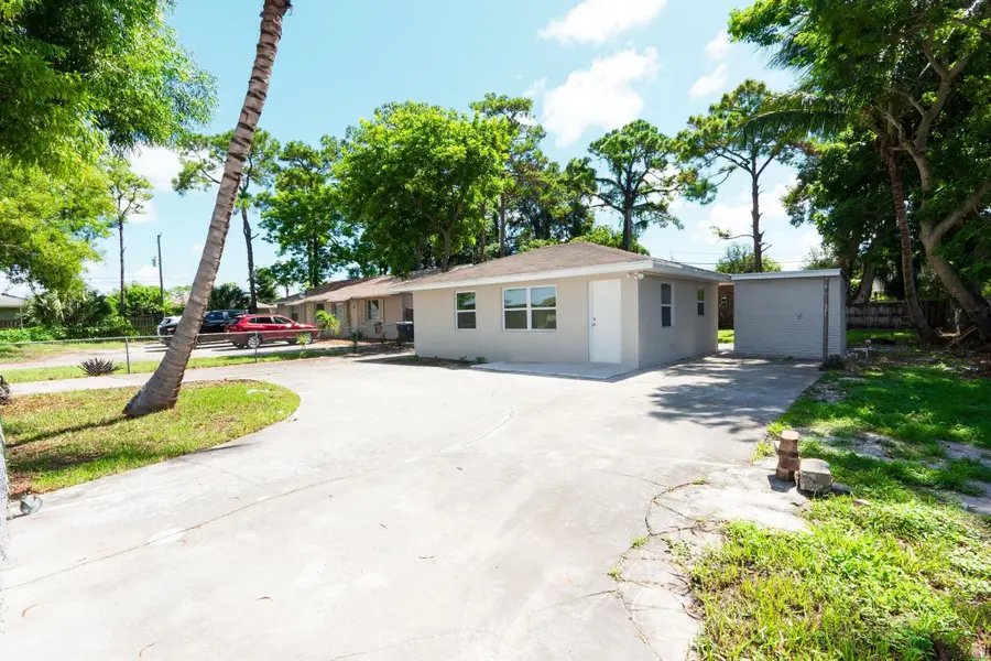 3652 Alexander Court, Lake Worth, FL 33463 - Image #2