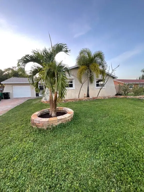 452 SW Curry Street, Port Saint Lucie, FL 34983 - Image #1