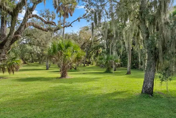 2260 Sweetwater Drive, Fort Pierce, FL 34981