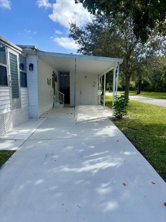 2 Jasmine Lane, Port Saint Lucie, FL 34952 - Image #3