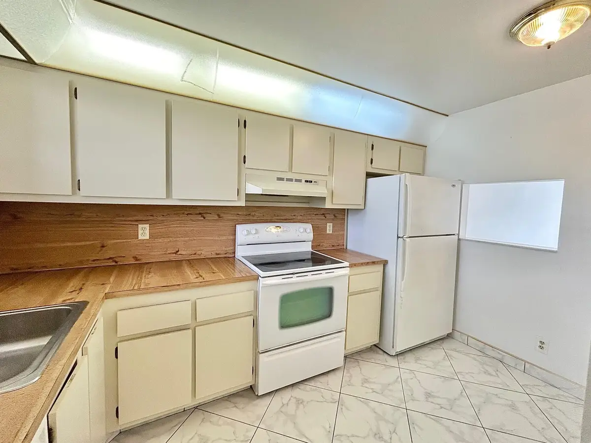 4700 Lucerne Lakes Boulevard W #407, Lake Worth, FL 33467 - Image #1