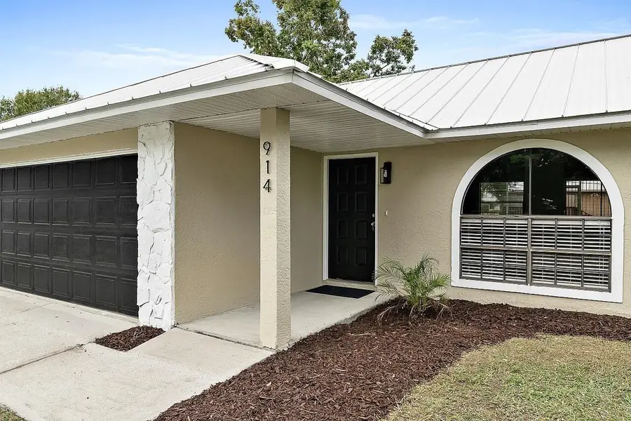 914 Devon Avenue, Sebastian, FL 32958 - Image #2