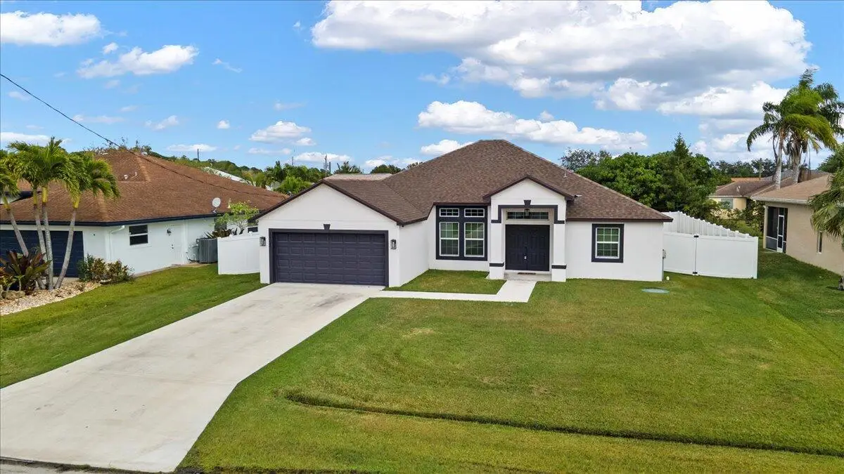 5207 NW South Lovoy Circle, Port Saint Lucie, FL 34986 - Image #1