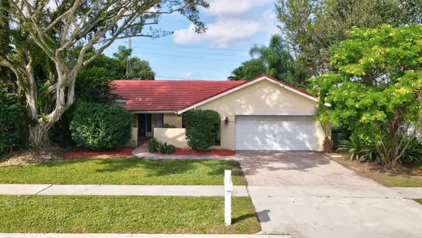 21143 Escondido Way N, Boca Raton, FL 33433