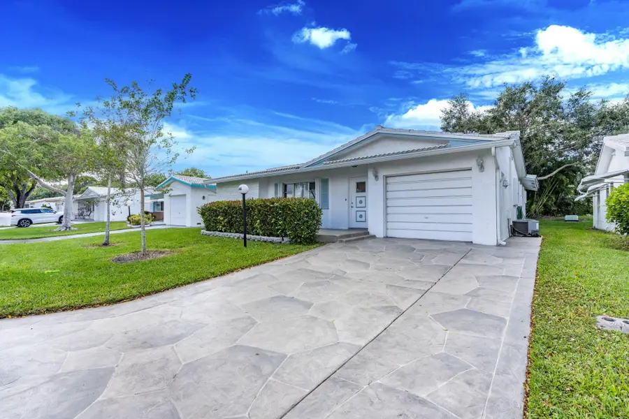 1141 NW 90th Way, Plantation, FL 33322 - Image #2