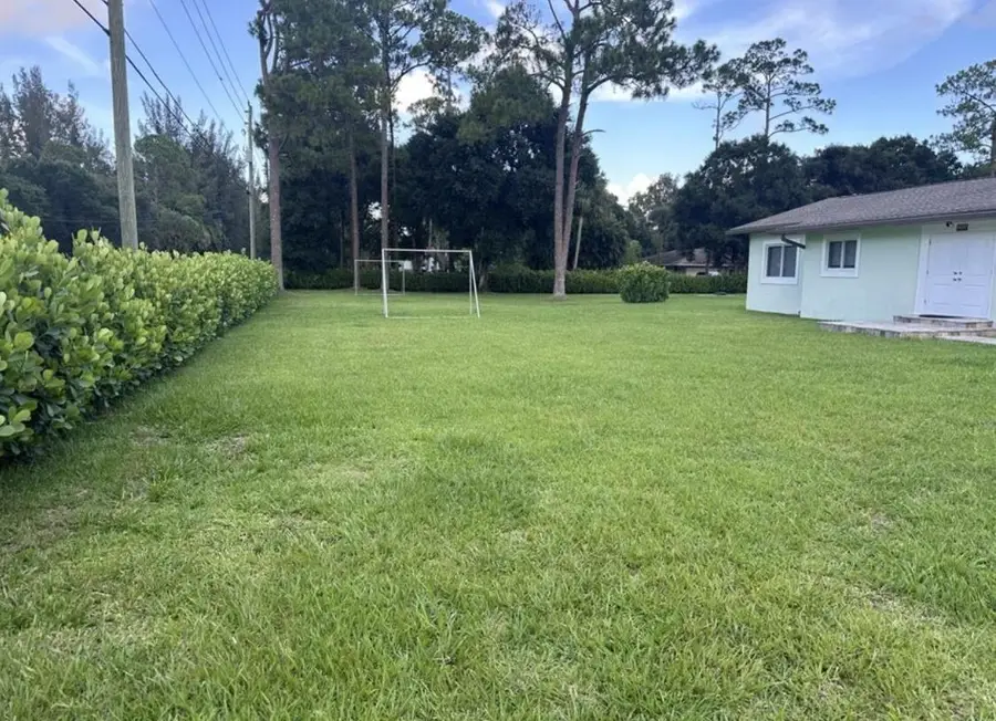 8436 Pioneer Road, West Palm Beach, FL 33411 - Image #3