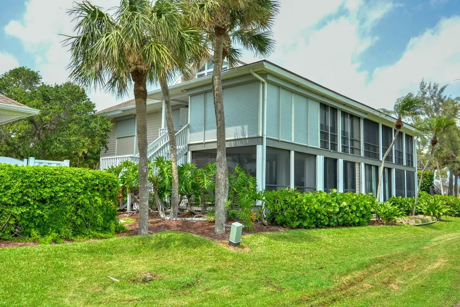 318 NE Golfview Circle, Stuart, FL 34996 - Image #3