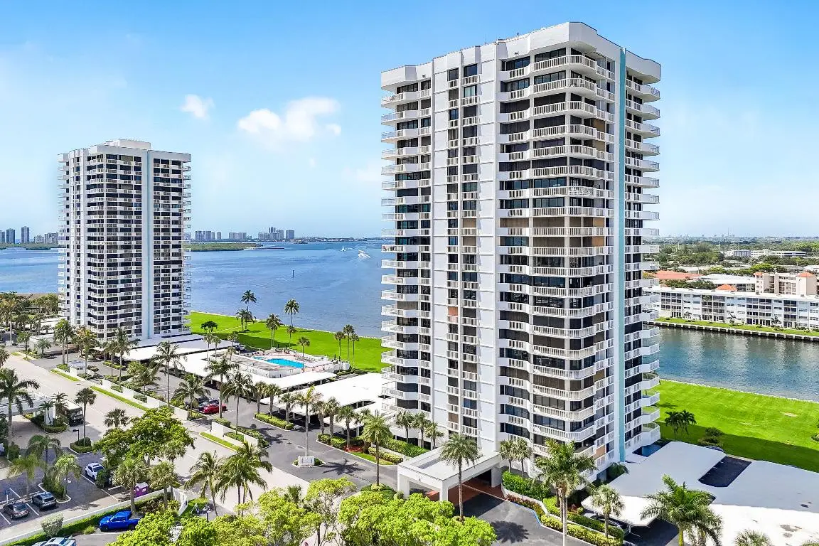 123 Lakeshore Drive #445, North Palm Beach, FL 33408 - Image #1