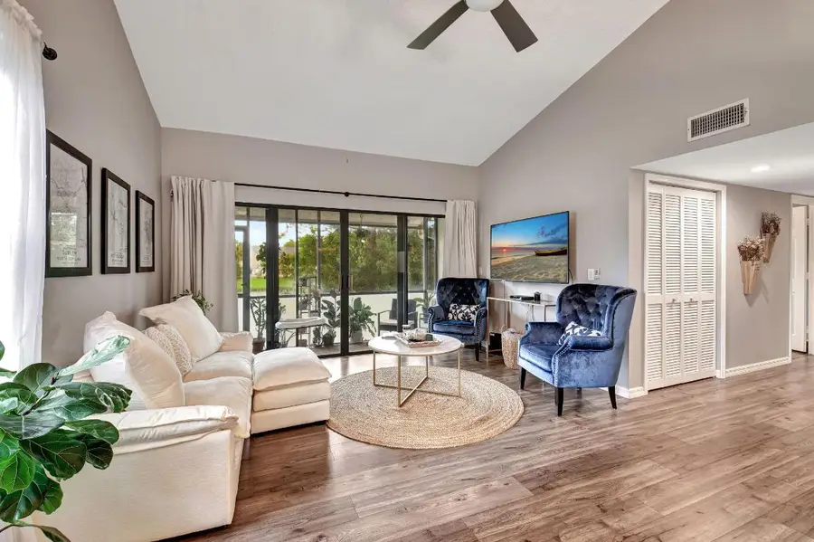 22 Via De Casas Sur #101, Boynton Beach, FL 33426 - Image #3