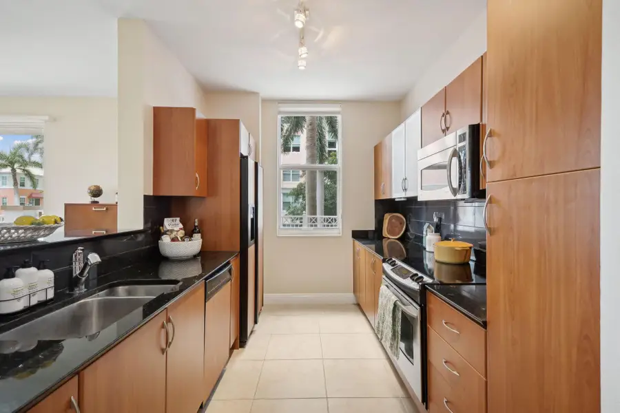 806 E Windward Way #217, Lantana, FL 33462 - Image #3