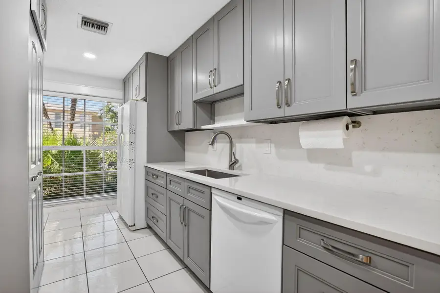 13942 Via Flora #B, Delray Beach, FL 33484 - #3