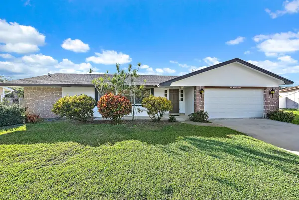 109 W Palmetto Road, Lake Worth, FL 33467