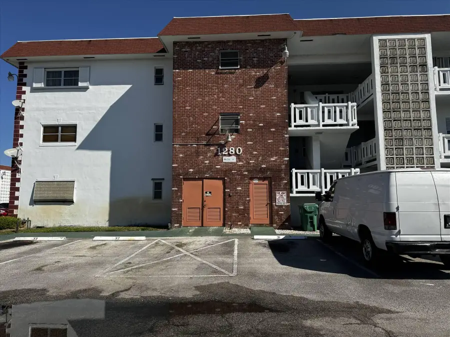 1280 NW 43rd Terrace #107, Lauderhill, FL 33313 - Image #3