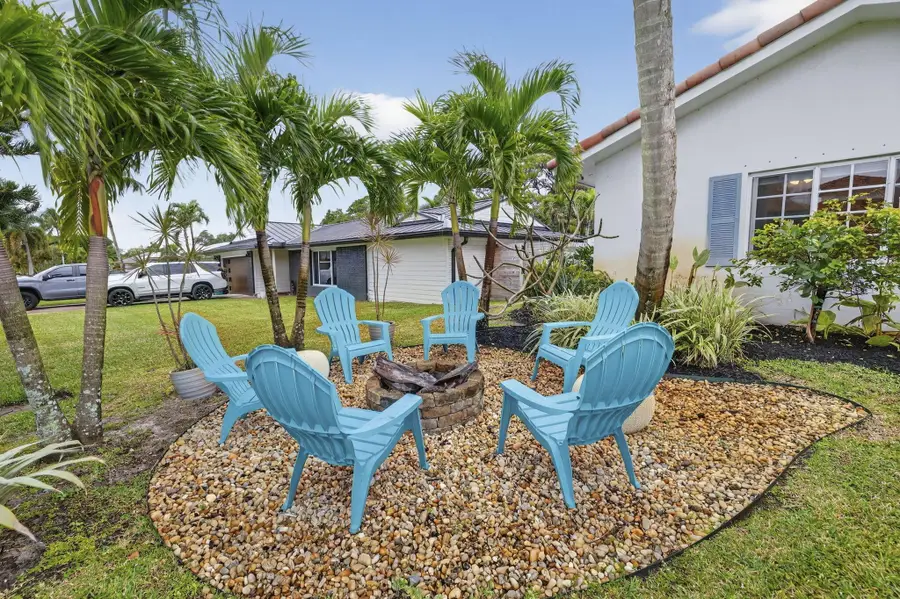 903 SW 28th Avenue, Boynton Beach, FL 33435 - Image #3