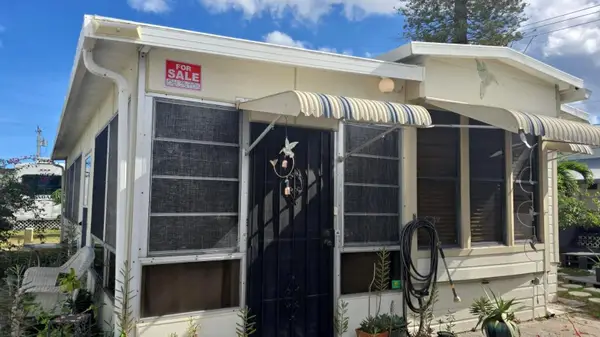 875 NE 48th Street #88, Deerfield Beach, FL 33064