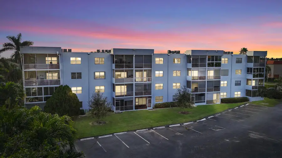 3000 Sunrise Lakes Drive E #204, Sunrise, FL 33322 - Image #2