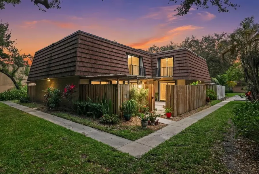 617 6th Lane, Palm Beach Gardens, FL 33418 - Image #2