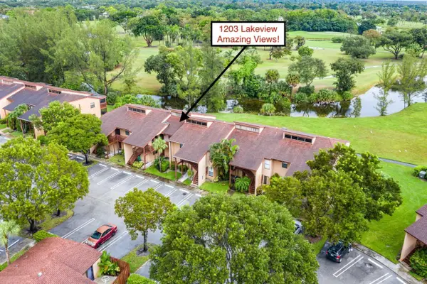 1203 Lakeview Drive E #1203, Royal Palm Beach, FL 33411