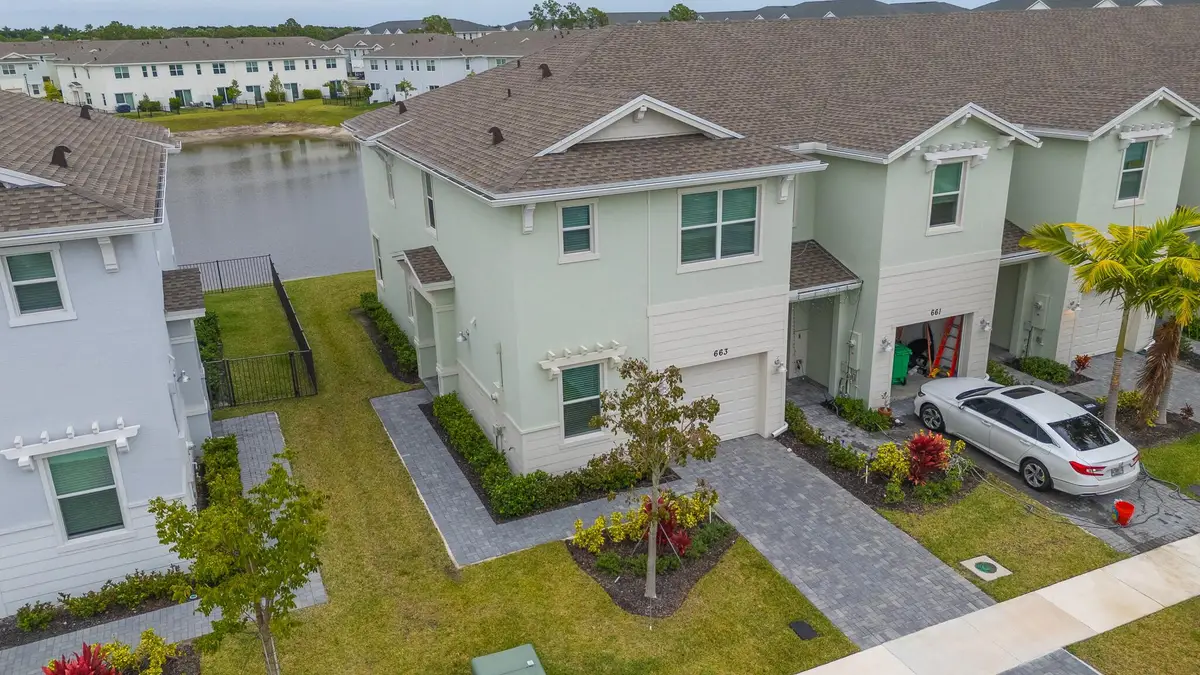 663 SE Lake Falls Street, Port Saint Lucie, FL 34984 - Image #1