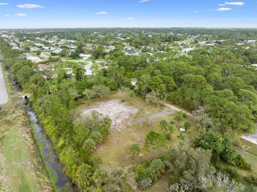 4911 Grovers Road, Fort Pierce, FL 34951 - Image #2