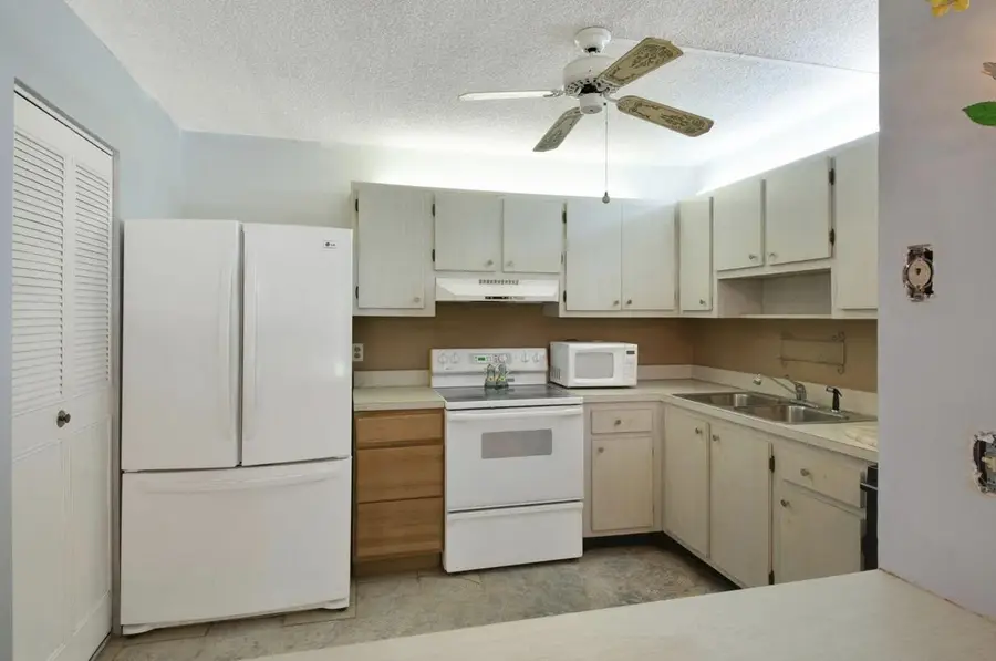 3527 La Palmas Court #A-1, Greenacres, FL 33463 - Image #3