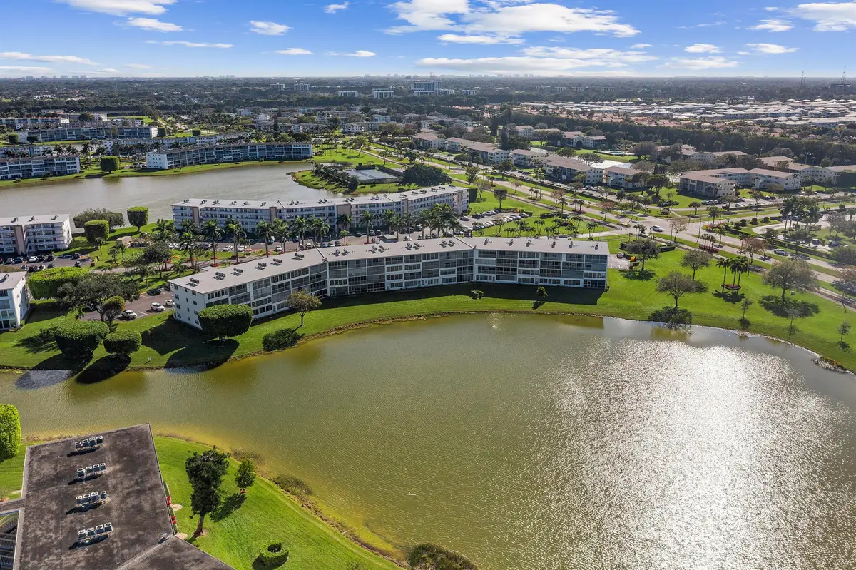 3089 Cornwall #E, Boca Raton, FL 33434 - Image #1