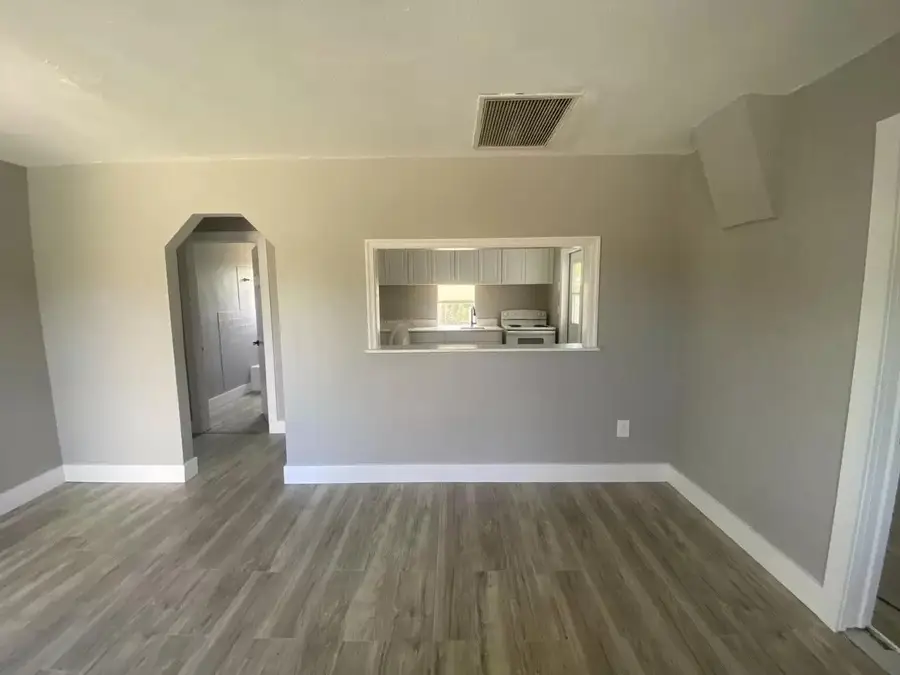 101 E 28th Street, Riviera Beach, FL 33404 - Image #2