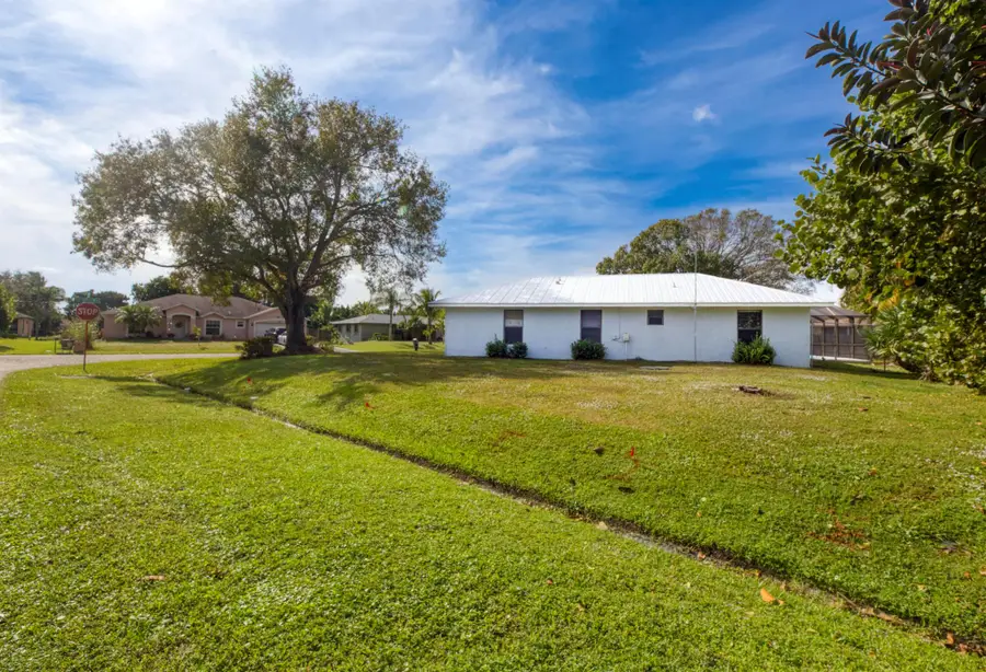 183 SW Airview Avenue, Port Saint Lucie, FL 34984 - Image #2