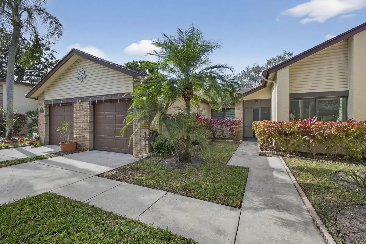 160 Ramblewood Circle, Royal Palm Beach, FL 33411 - Image #1