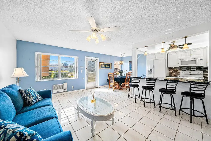 203 Coventry I #203, West Palm Beach, FL 33417 - Image #2