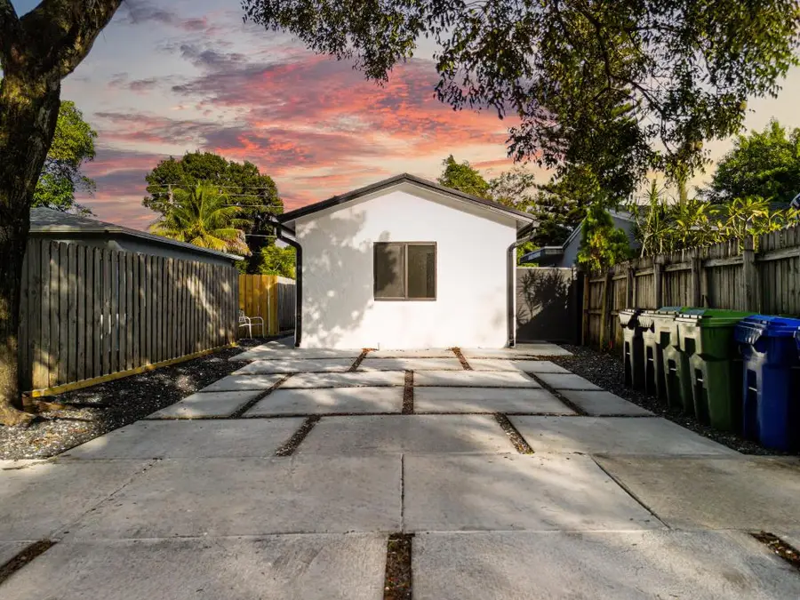 1126 NW 4th Avenue #1-2, Fort Lauderdale, FL 33311 - Image #2